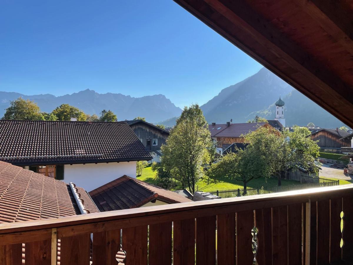 Dachgeschosswohnung Mit Traumhaftem Zugspitzblick Bei Garmisch Farchant Exterior photo