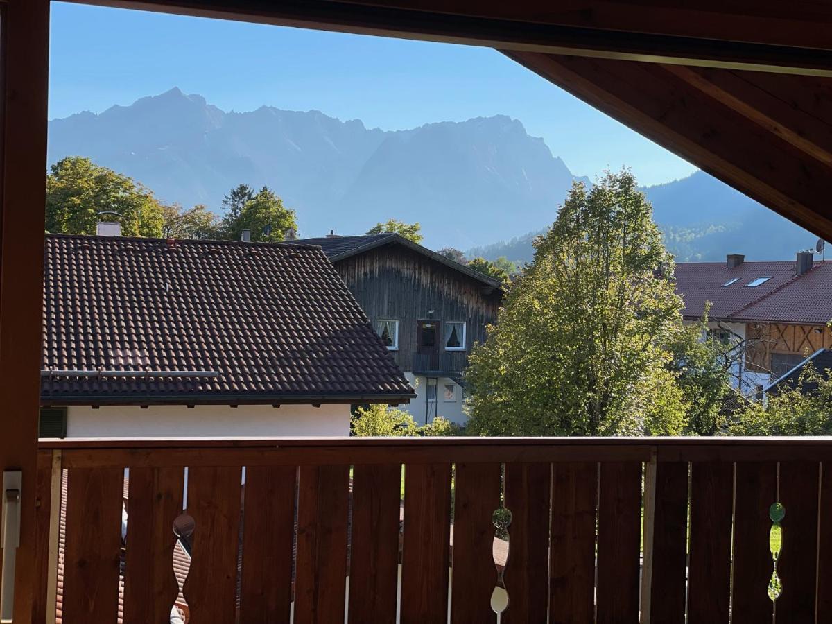Dachgeschosswohnung Mit Traumhaftem Zugspitzblick Bei Garmisch Farchant Exterior photo